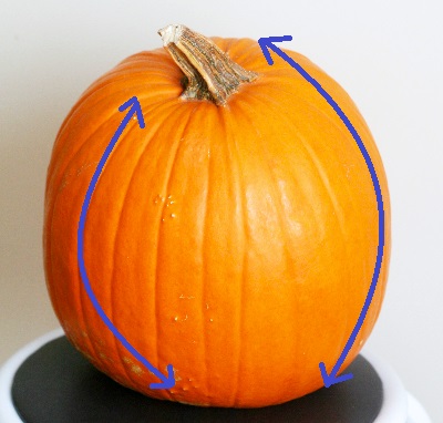 本物のかぼちゃ「大」（直径25cmほど）でハロウィンランタンを作ってみた