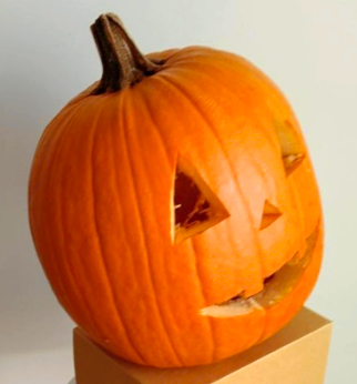 本物のかぼちゃ「大」（直径25cmほど）でハロウィンランタンを作ってみた