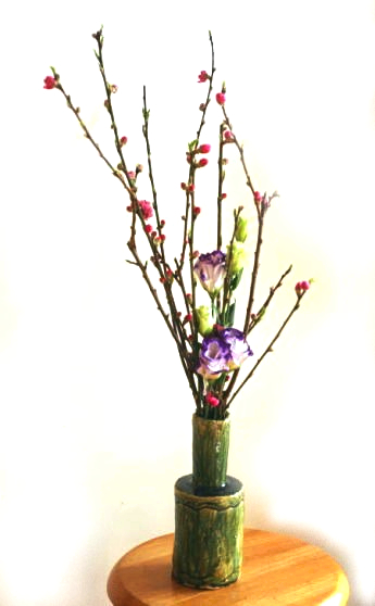 ひな祭りの桃の花：最も簡単な生け方
