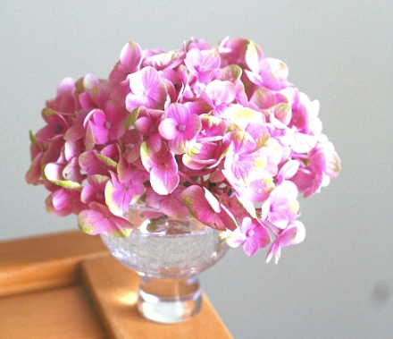 誰でもできる花の生け方……花に飾り方は、3手ある（スラっと/こんもり/ちょこっと）