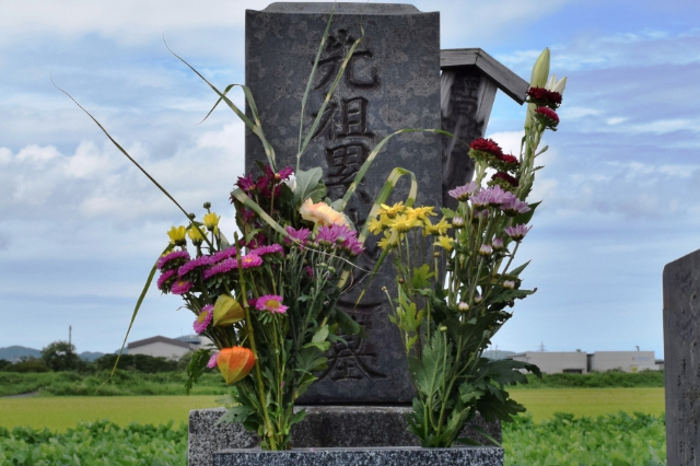 お墓の花の常識